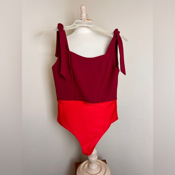 Rodner Figueroa Designer Bright Red Bodysuit Bow Top Womens M Ex Cond! $200 - Picture 10 of 12